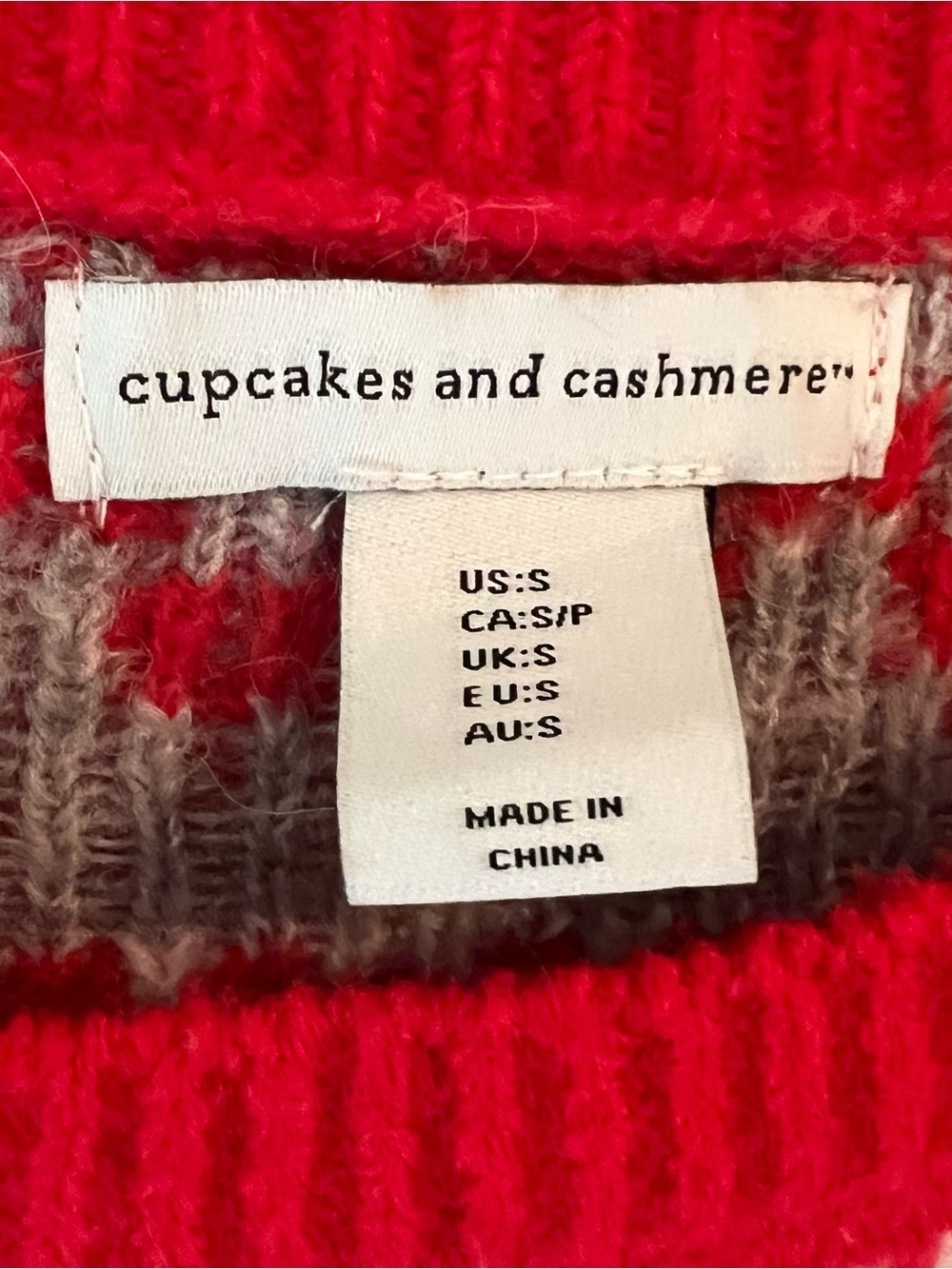 cupcakes and cashmere red fair isle snowflake sweater size small - Picture 8 of 8